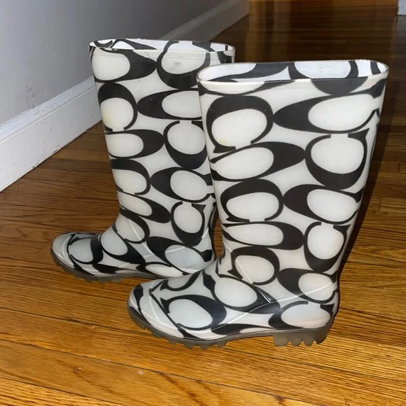Authentic Coach Pixy Signature C logo Rain Boot - Picture 3 of 7